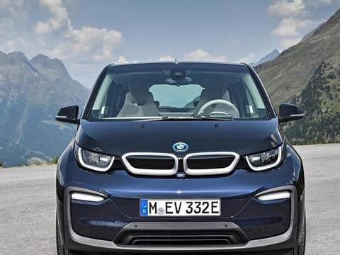 速递!新鲜的“30-50万德系两厢车“资讯全在这，看我就够了