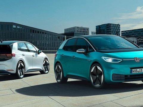 大众ID. 3首批车型3月底交付 英国预定量已超2万 还有2万人正焦急等待