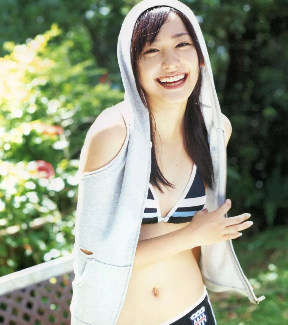 [写真剧场] 你们的老婆 —— 新垣结衣