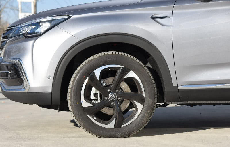 即将上市,高颜值轿跑SUV,内饰奢华,2.0T配爱信8AT!