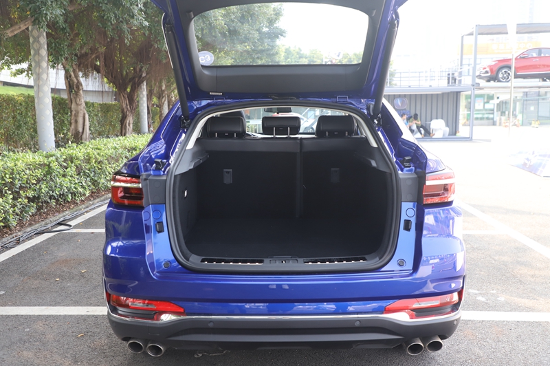 试驾长安CS85 COUPE:挑战细分市场销量边际