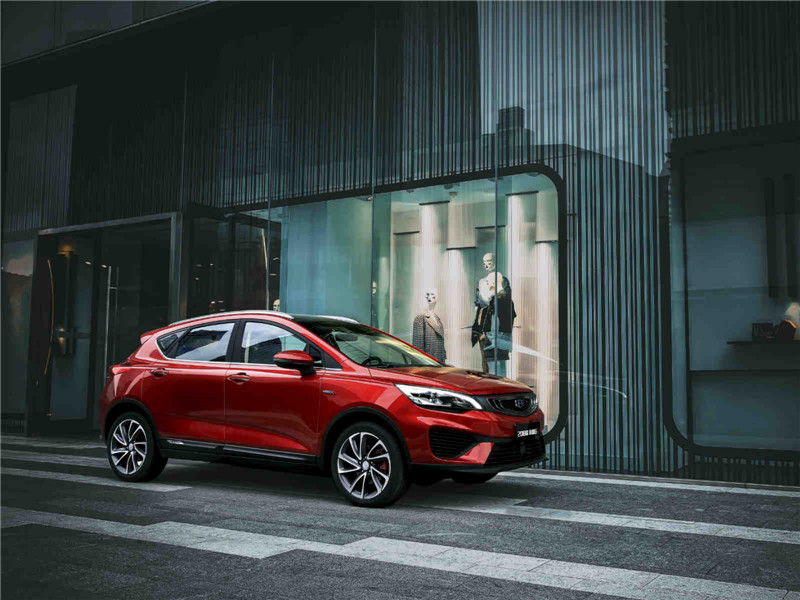 别纠结买轿车还是SUV了,跨界SUV了解一下