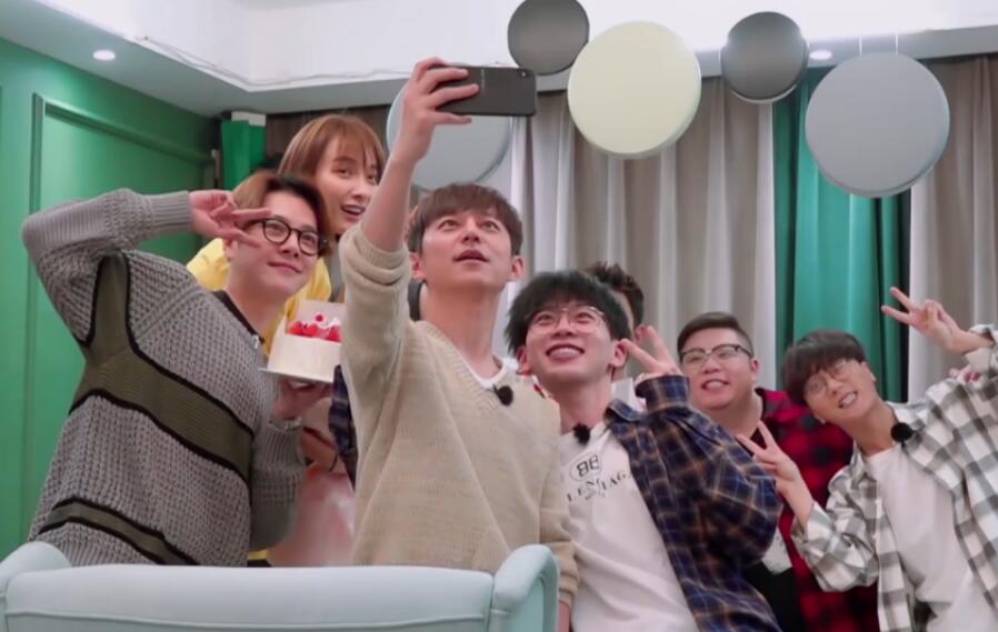 徐海乔吴昕合唱笑场,杜海涛说了11个字笑翻网