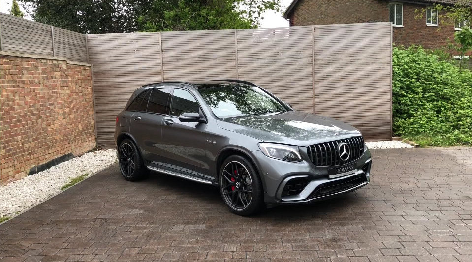 2018款 奔驰-AMG GLC 63 S 4Matic 。欢迎关注、评论、点赞、转发！