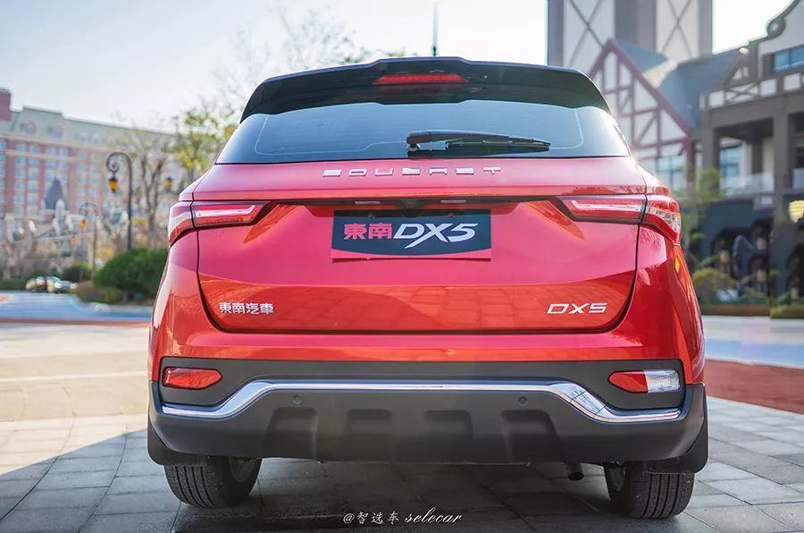 6.99万起，1.5T+CVT+前后独立悬挂，试驾东南DX5