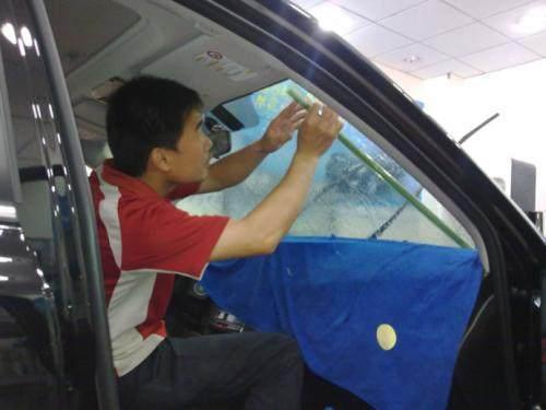 车体钢板厚＝安全？90%车主还在相信这些误区