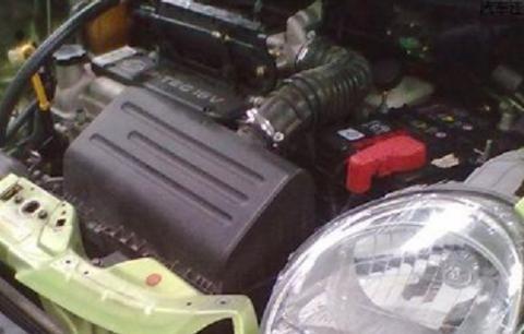 新买的汽车一般多久保养一次？