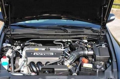 汽车保养不注意这些误区，自己亲手把车给毁了还全然不知！