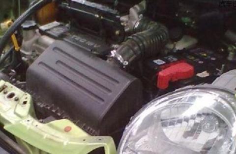 新买的汽车一般多久保养一次？