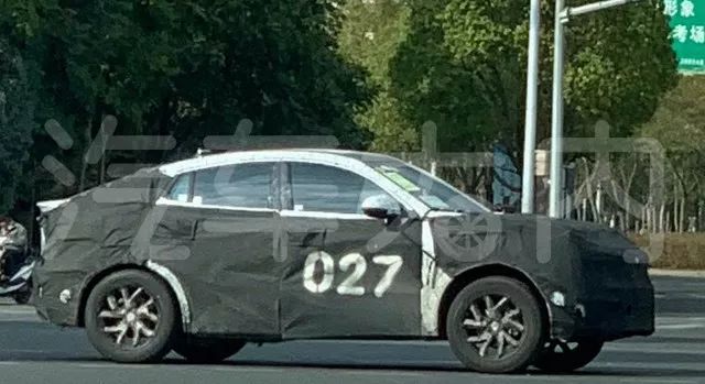 领克再上新车,小型溜背SUV现身