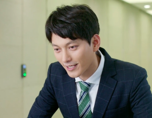 《青春斗》赵聪向真分手引热议,扮演者发声:踹