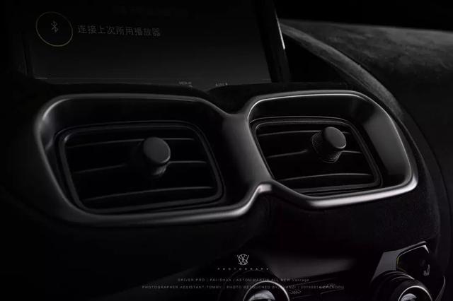 深度体验阿斯顿•马丁V8 Vantage:只为读懂你的美
