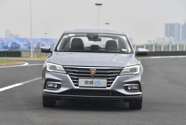 2019款上汽-荣威i5,12月销量黑马,车主提车后都