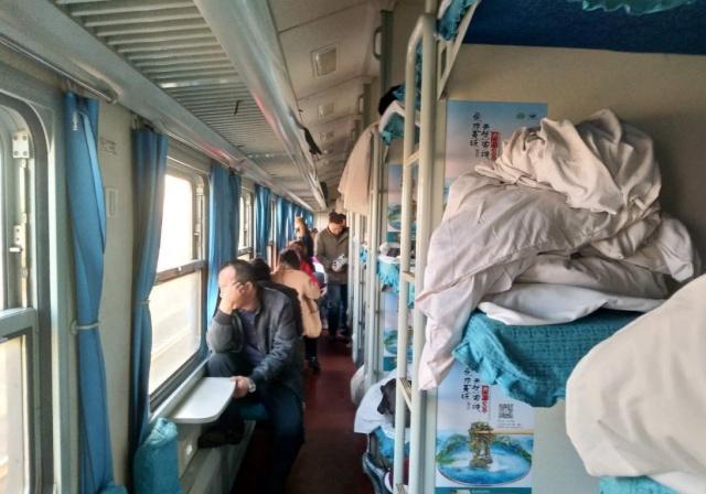 z238卧铺车厢分布图,z286卧铺车厢分布图 火车卧铺车厢男女住一起很不方便,为何不直接区分开来?