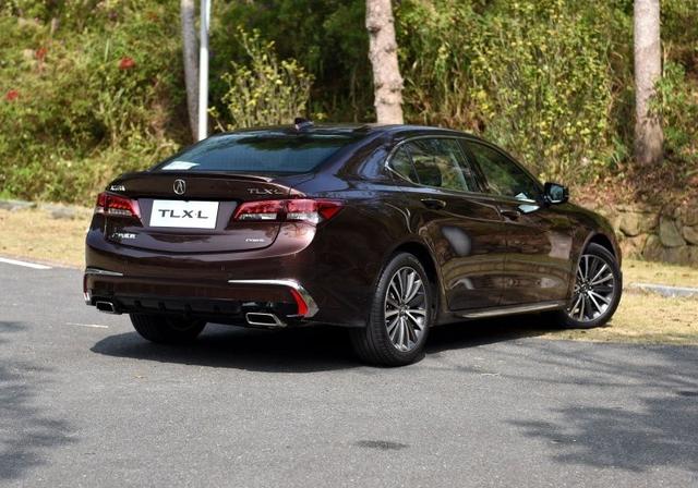 本田豪华车型讴歌TLX-L,国六来临降7万,带四轮转向矩阵式大灯