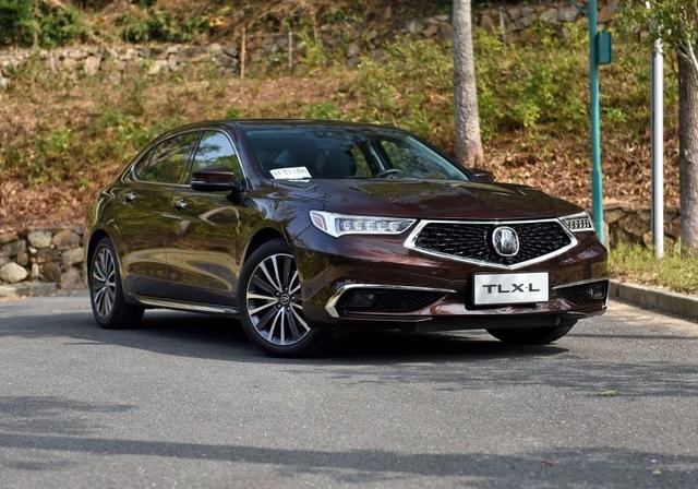 本田豪华车型讴歌TLX-L，国六来临降7万，带四轮转向矩阵式大灯