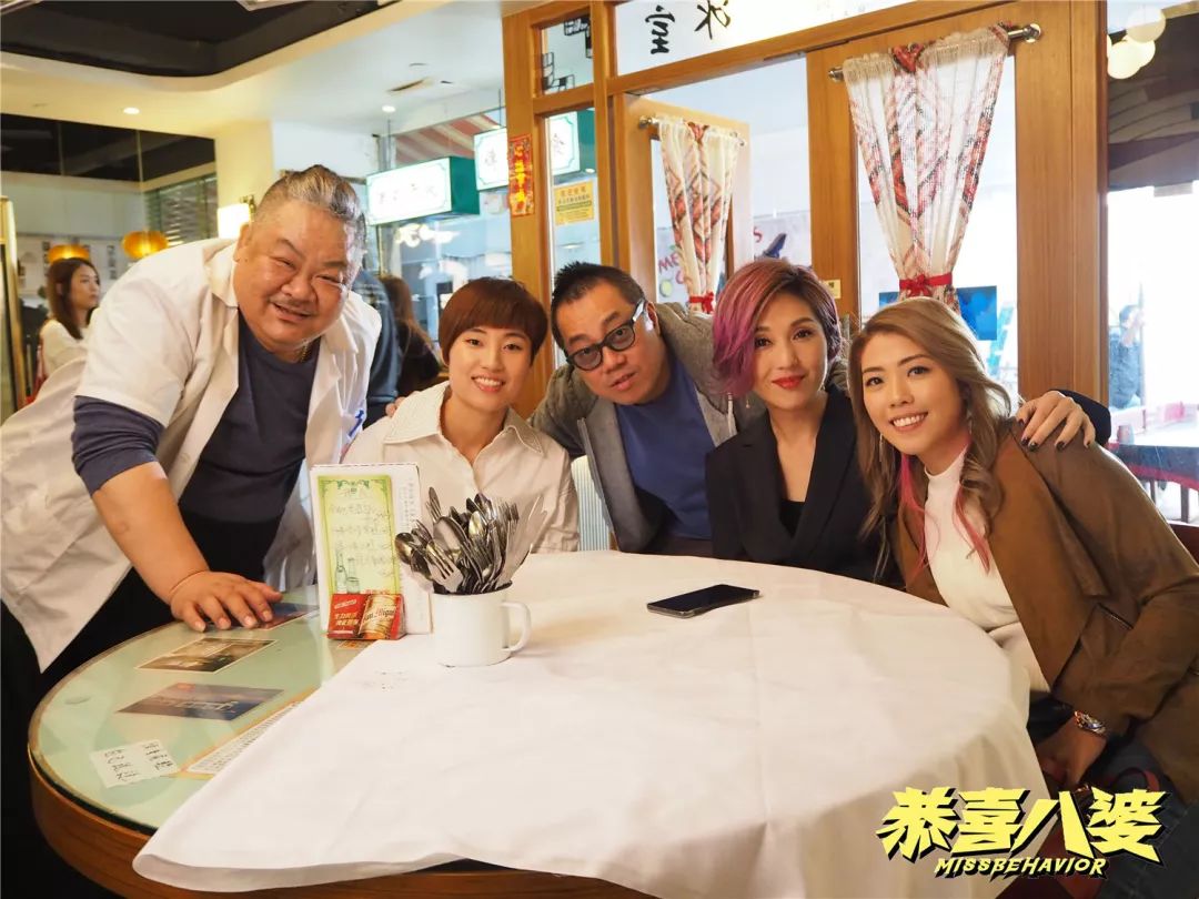 45岁杨千嬅曾经历过3段感情最后家庭美满