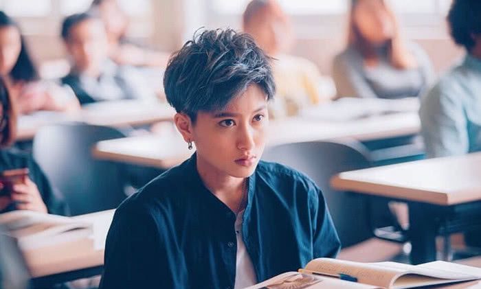 与陈翔出演荧幕情侣被吐槽演技浮夸，时隔5年后却成了“小鲜肉”