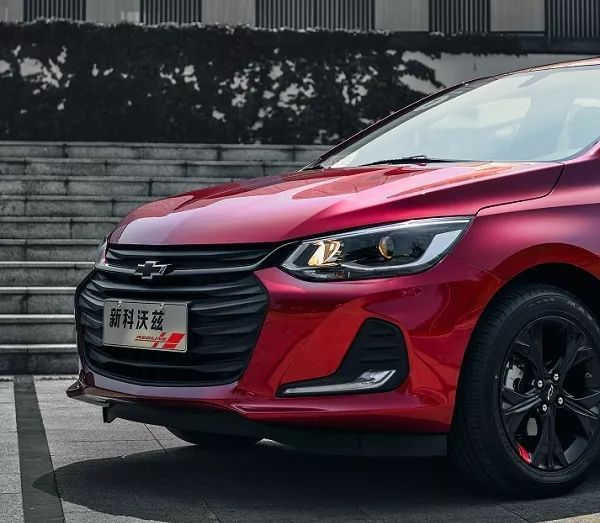 试驾雪佛兰新科沃兹Redline,百公里油耗4.6L,操控强调运动