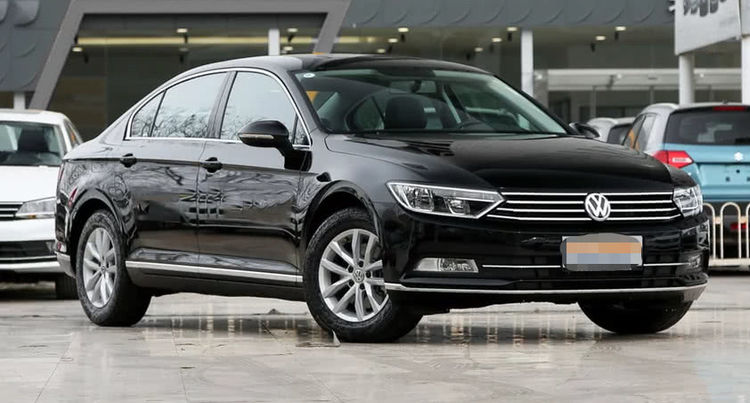 2019款大众迈腾终于来了，外观大气，配置升级，配全新发动机