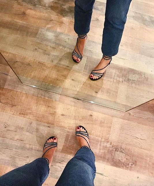 2019年买鞋请锁定这8大流行鞋款，风靡时尚圈的晒鞋10大拍照法