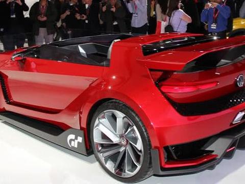 以后没法吐槽大众没超跑了，新车比法拉利还赞，名字拗口到不行！