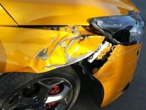 为什么很多人不买车损险？难道车损险没用？老司机：买了也是白买