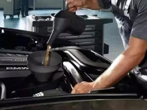 机油多长公里换一次? 之前我们都被坑了, 这样又保养车又节省钱