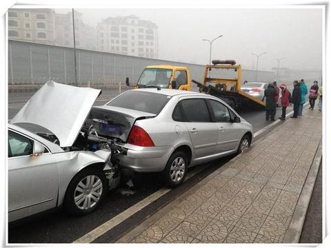 第三者责任险买100万有必要吗？别出了事才后悔当初没多出几百