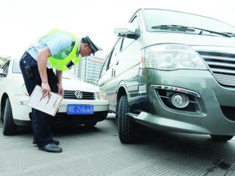 第三者险需要购买100万？听完车险员的话，车主：被坑惨了