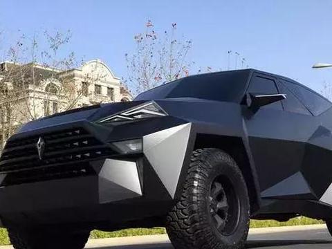 一脚油门半包中华，价格超千万的国产硬汉，气势完全不输BBA