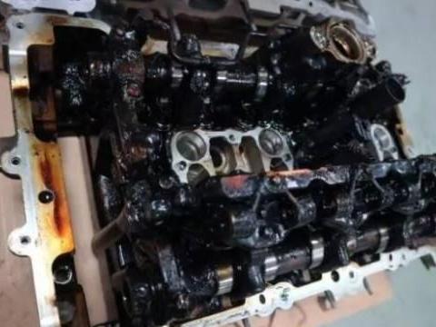 开车时候猛踩油门可以除积碳