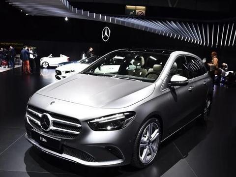 奔驰队列的便宜货，不足22万配1.6T，开出去有面子，还是进口