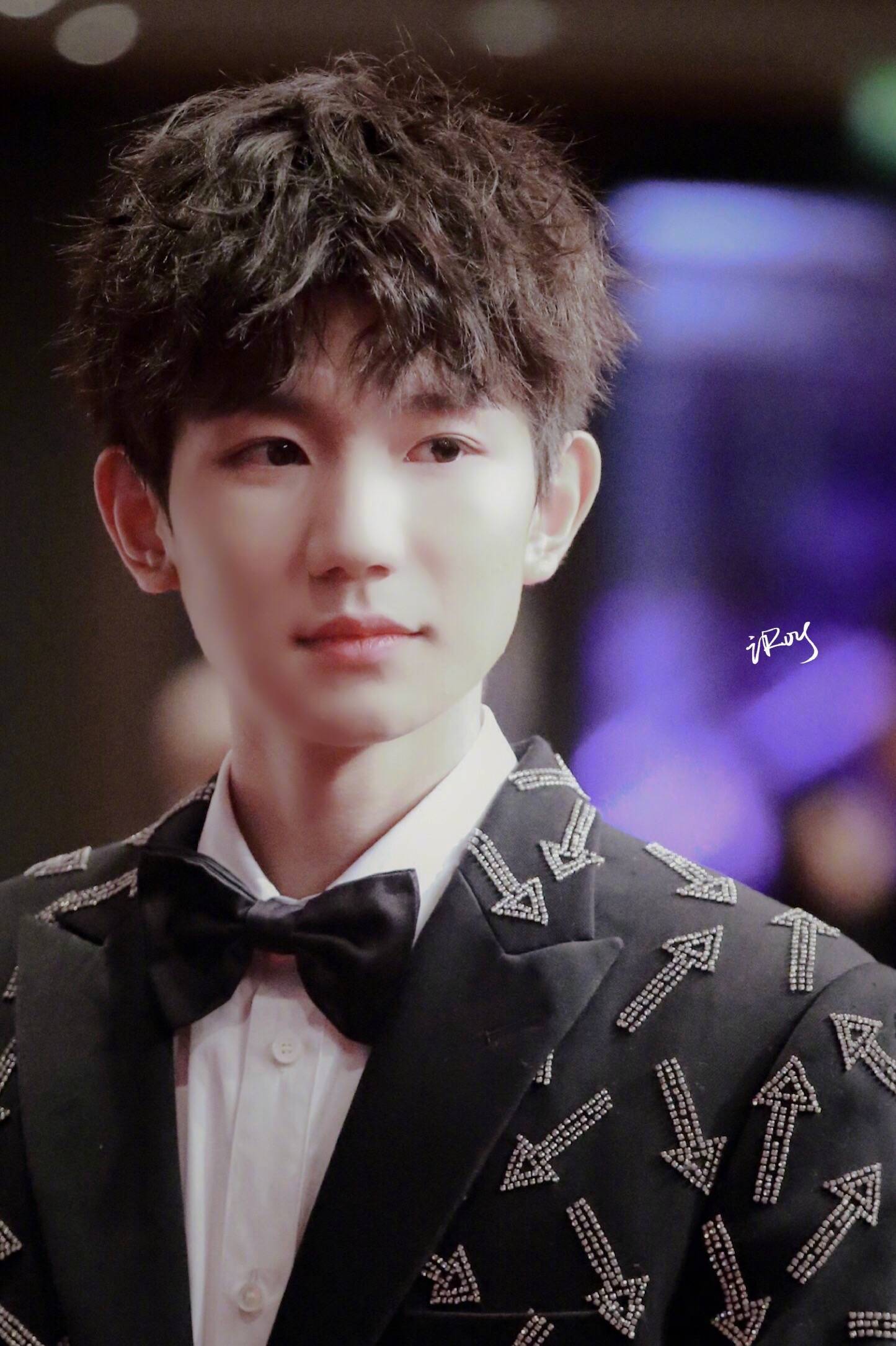 来说说你喜欢TFBOYS王俊凯王源易烊千玺多久