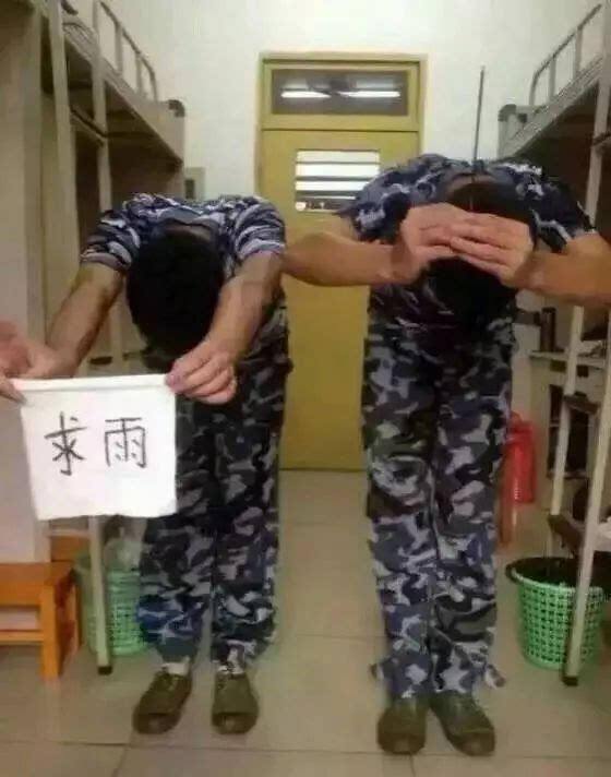 军训的那些趣事，看完这些图片真的忍不住让人捧腹大笑！