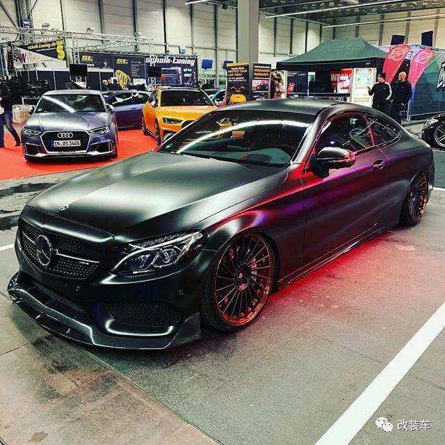 入门级别梅赛德斯-AMG C43改装案例,你会选择低趴还是竞技?