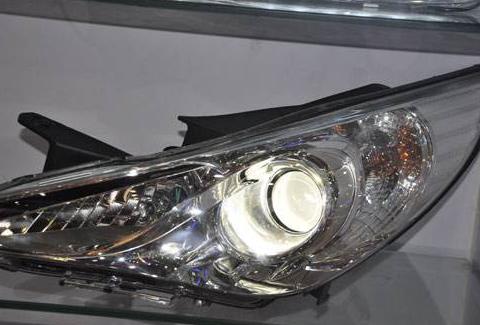 汽车大灯模糊不亮？不需去4S店，就能让你的车灯堪比蓝光超清！