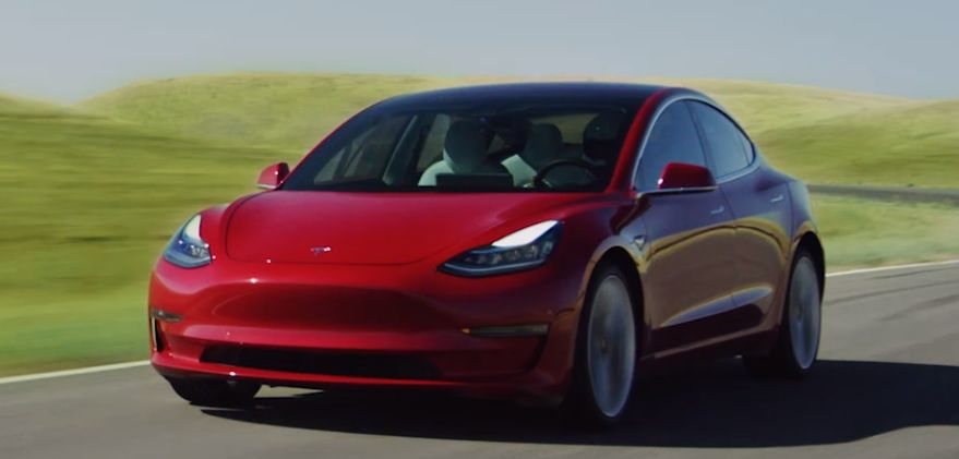 特斯拉Model 3开放预订 多少人愿意花50万买辆续航590km的电动车