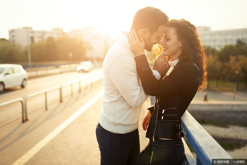 恋爱中男女的十个相处之道恋人男女爱人_新浪新闻 恋爱中男女的十个相处之道恋人男女爱人_新浪新闻