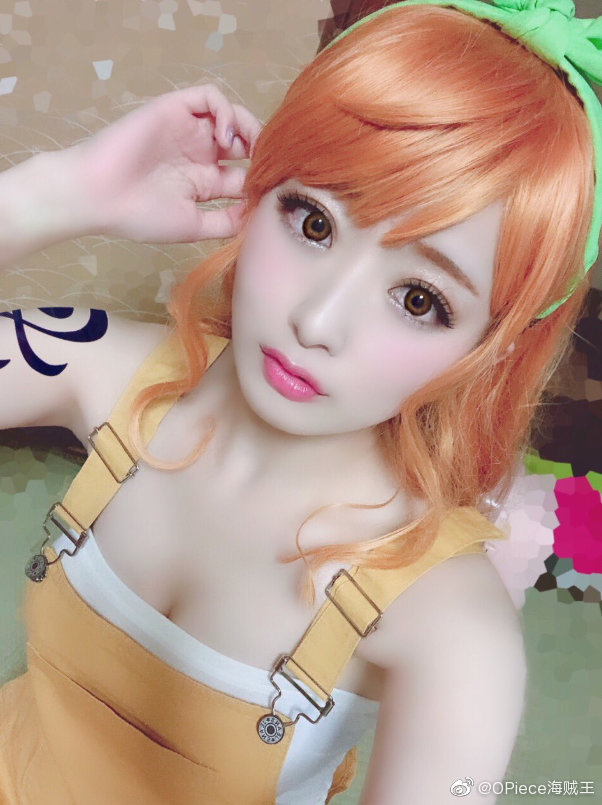 海外甜美小姐姐惊艳COS娜美