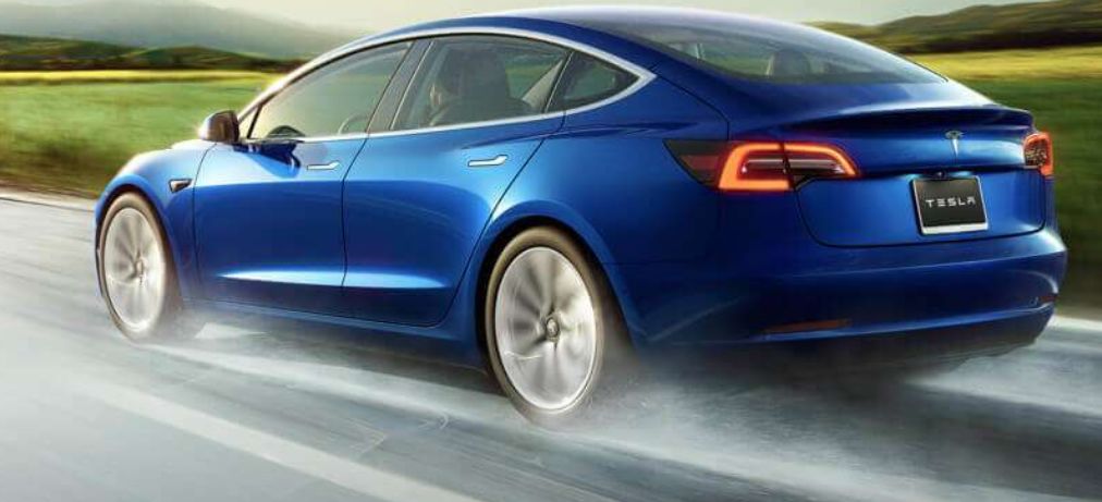 特斯拉Model 3开放预订 多少人愿意花50万买辆续航590km的电动车