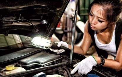 清理积碳跑高速就行？老司机教你一招土方法，积碳全部跑光光