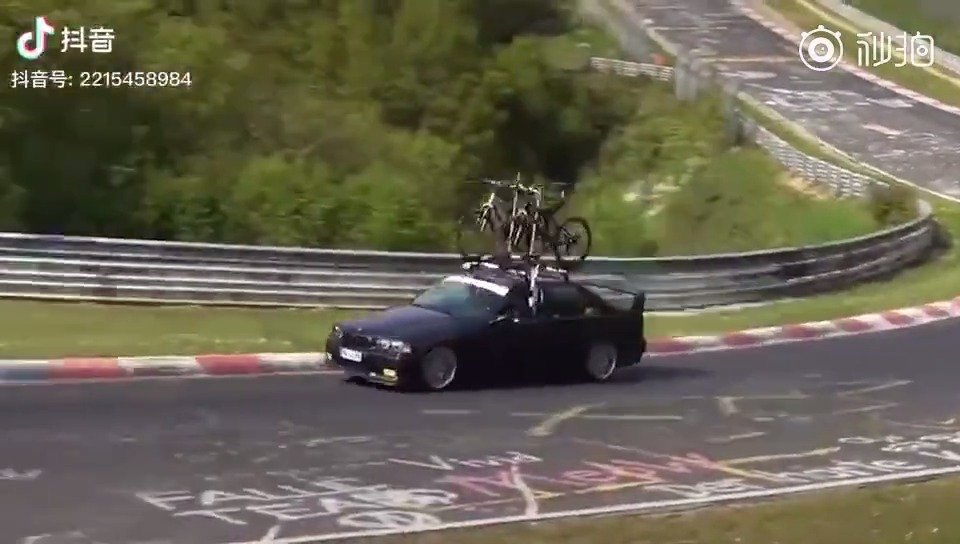 纽北里面不光有各种跑车、性能车，还有一堆神经病！