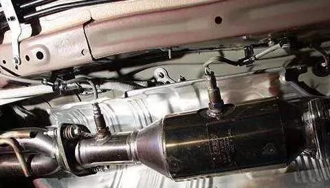 开车这么久，你保养过三元催化器吗？