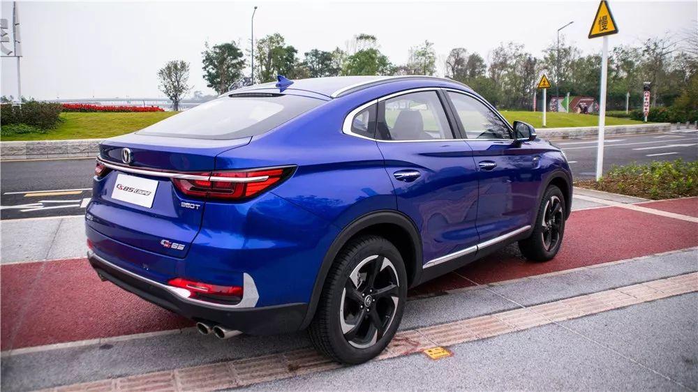 ����CS85 COUPE��13.69��Ԫ��2.0T+����8AT��ĺ��ܸɣ�