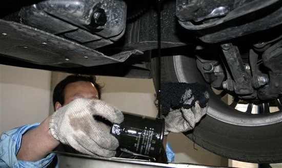 有爱车的小伙伴来瞧瞧，最全面保养方法！