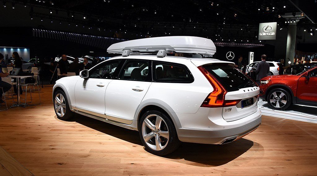 国产这款旅行车火了！颜值比奥迪A6L帅许多，连宝马5系都刮目相看