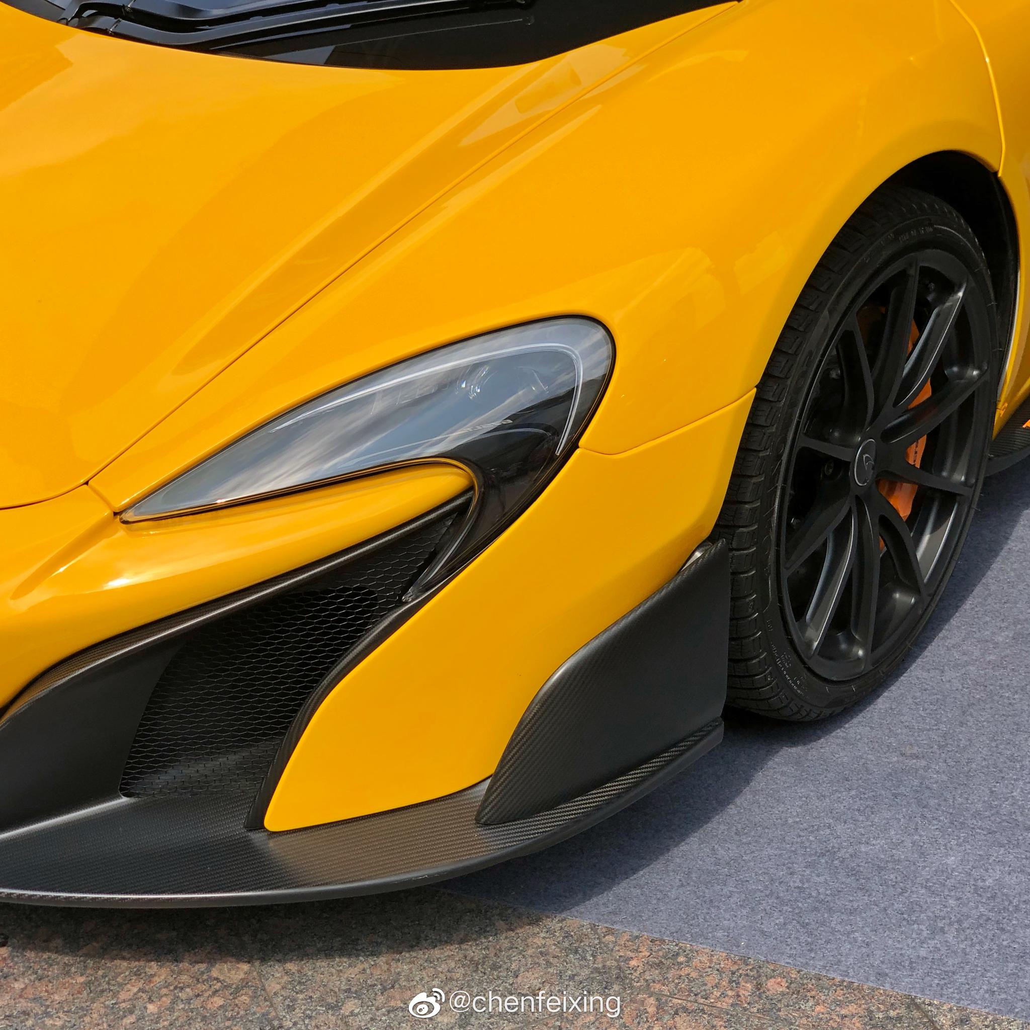 今天到华强北逛车展by iPhone X @手机摄影