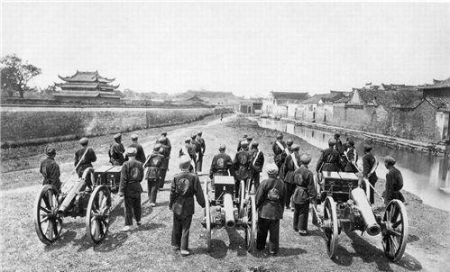 晚清时期珍贵的阅兵，真实记录清军的战斗力和日常训练