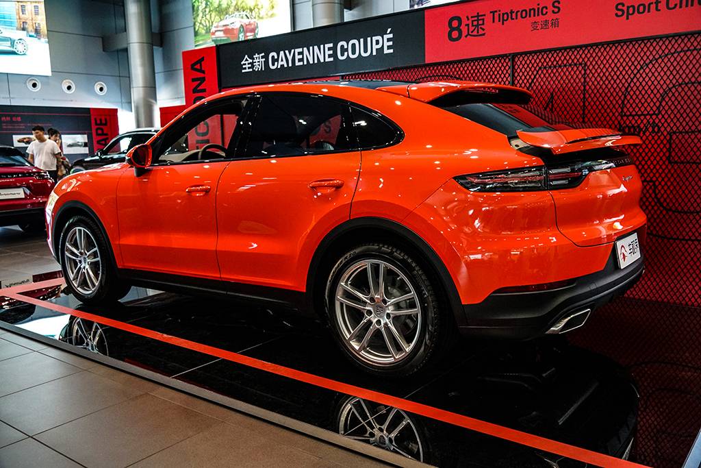 抢先到店实拍保时捷全新Cayenne Coupe！带有赛道基因的SUV